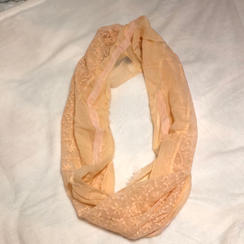 Infinity scarf